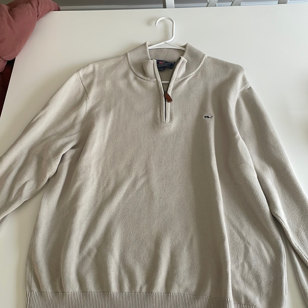 Vineyard vines sweater